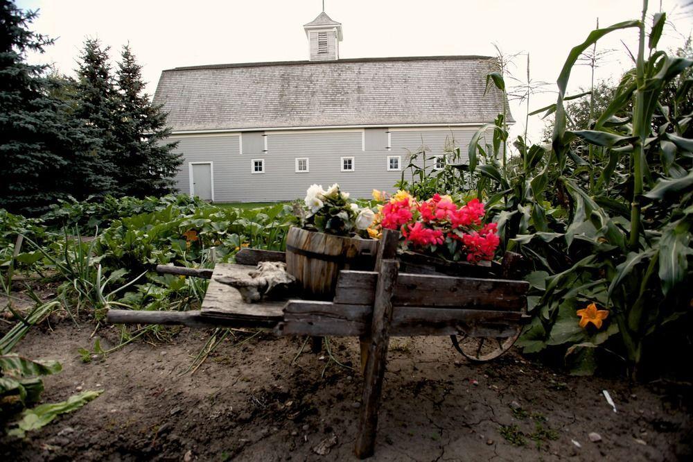 Sproule Heritage Bed & Breakfast Strathmore Exterior photo