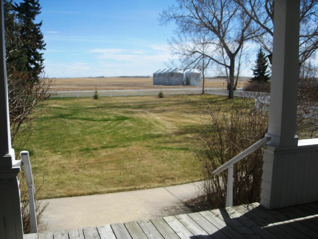 Sproule Heritage Bed & Breakfast Strathmore Exterior photo
